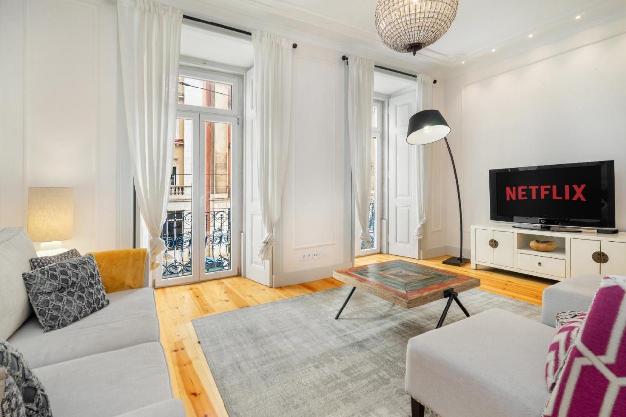 Whome Luxury In Prime Location W/ Ac, Lift & Private Patio Lejlighed Lisboa