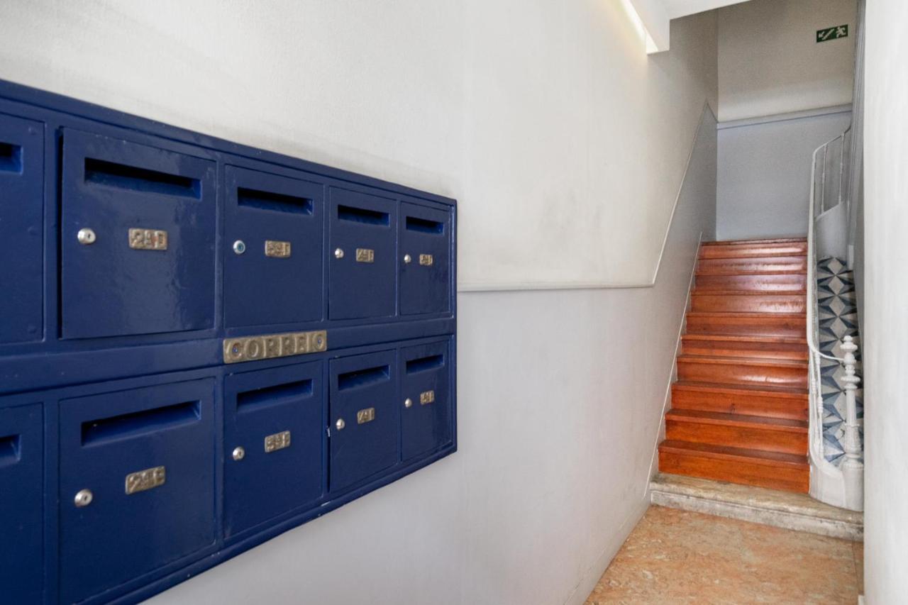 Lejlighed Whome Luxury In Prime Location W/ Ac, Lift & Private Patio Lisboa